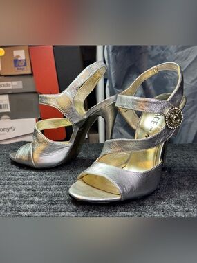 Versace for H&M Silver Metallic Opened Toed Slingback High Heel Shoes Size 9